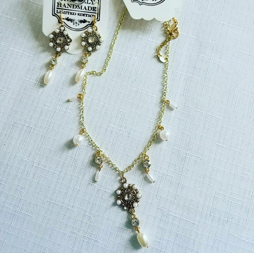 Vintage handmade beautiful Necklace and earrings